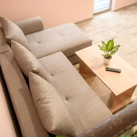 公寓 здраве 萨帕雷瓦巴尼亚